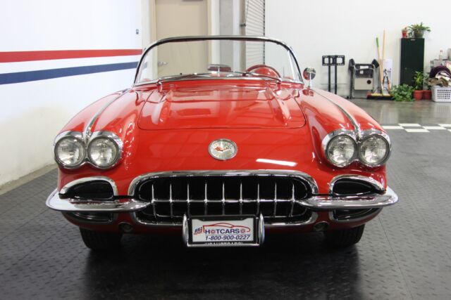 Chevrolet Corvette Fuel Injected 1960 image number 30