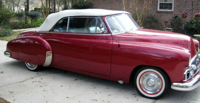 Chevrolet Styleline Deluxe 1950 image number 3