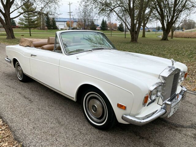 Rolls-Royce Corniche 1971 image number 35