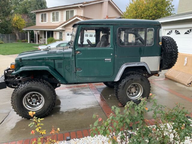 Toyota Land Cruiser 1977 image number 41