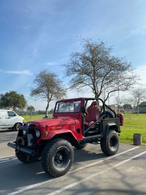 Toyota FJ Cruiser 1971 image number 18