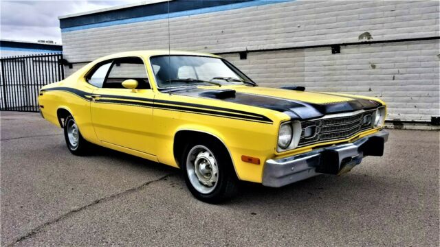 Plymouth Duster 1973 image number 1