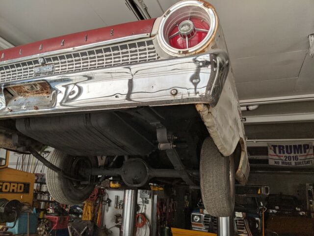 Ford Galaxie 500 1963 image number 22