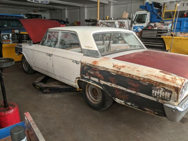 Ford Galaxie 500 1963 image number 3