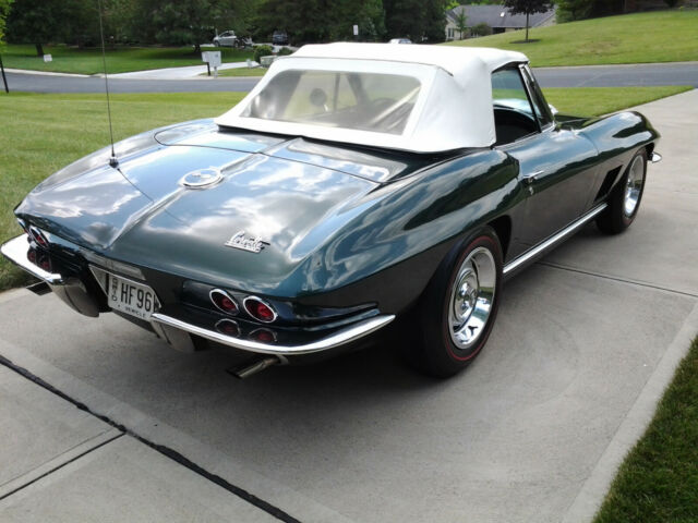 Chevrolet Corvette 1967 image number 12