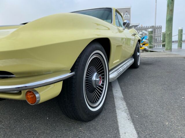 Chevrolet Corvette 1967 image number 36