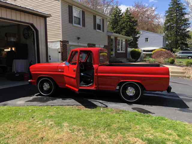 Ford F100 1967 image number 1