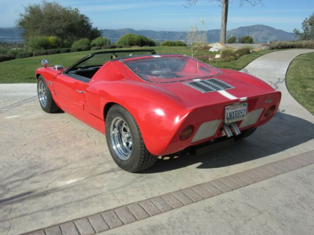 Ford Ford GT 1966 image number 36