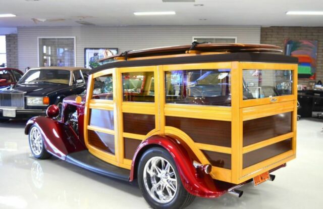 Ford Custom Woodie 1934 image number 31