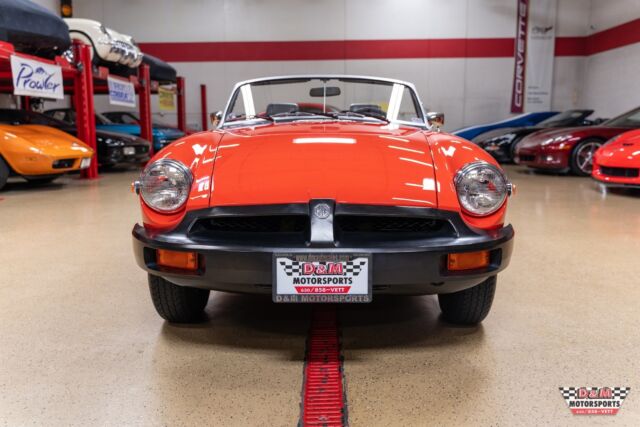 MG MGB 1977 image number 7