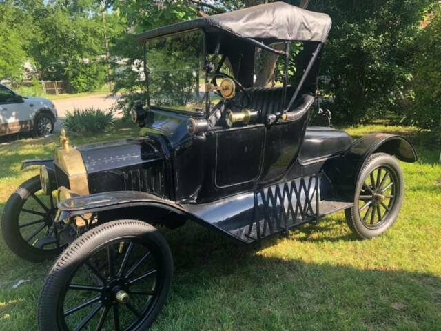 Ford Model T 1915 image number 1