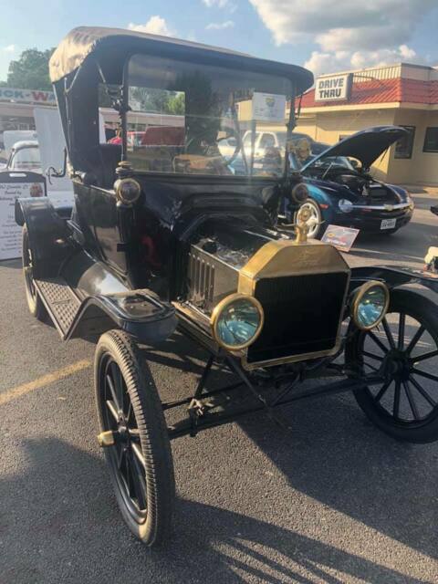 Ford Model T 1915 image number 17