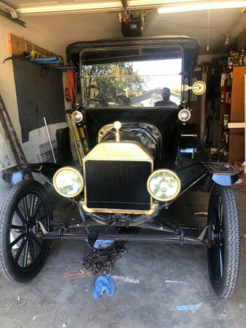 Ford Model T 1915 image number 23