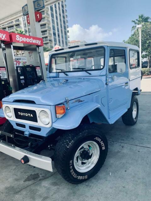 Toyota FJ Cruiser 1979 image number 15