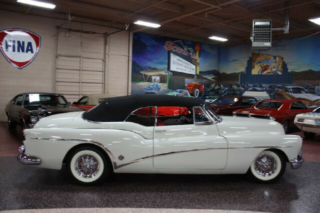 Buick Skylark 1953 image number 1