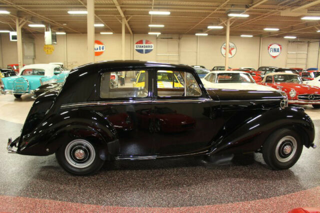 Bentley Mark VI Saloon High Top 1951 image number 14