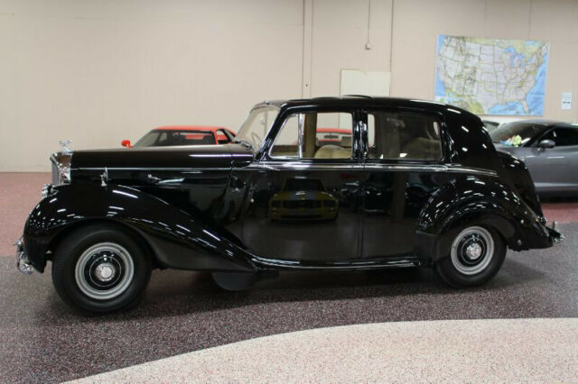 Bentley Mark VI Saloon High Top 1951 image number 15