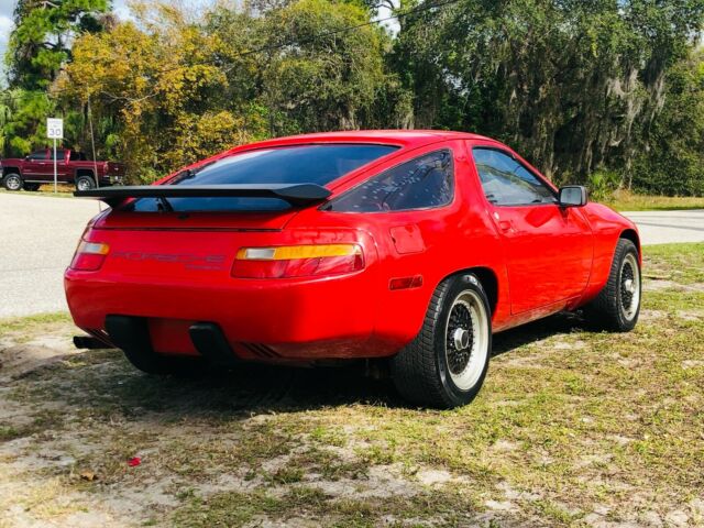 Porsche 928 1979 image number 34