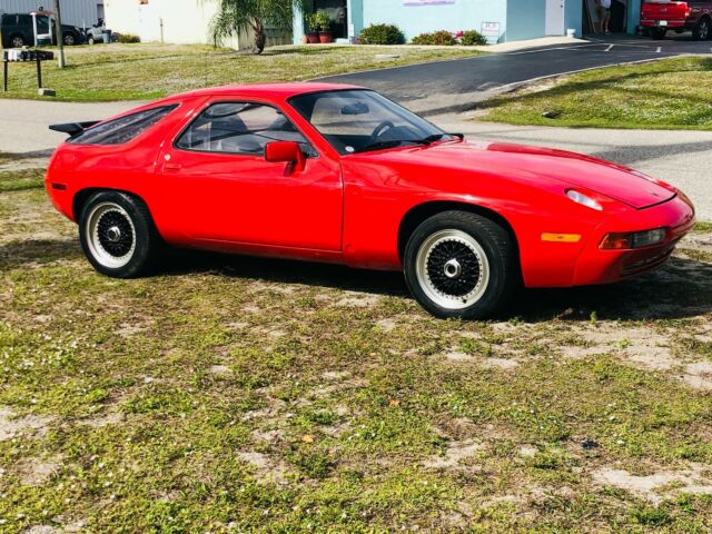 Porsche 928 1979 image number 35