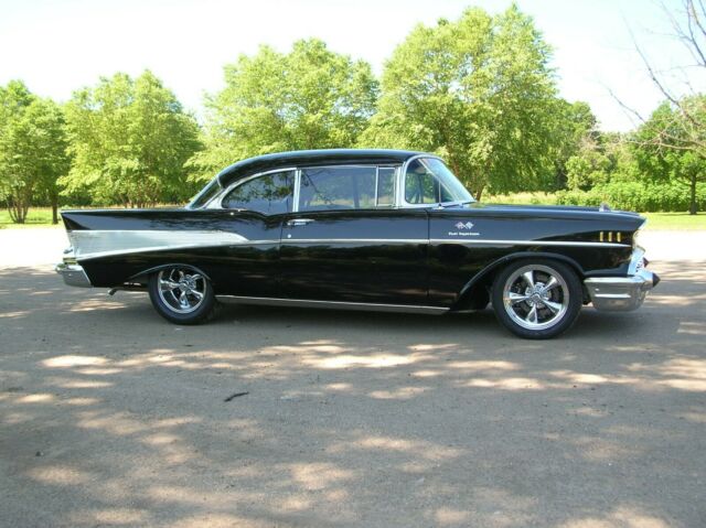 Chevrolet Bel Air/150/210 1957 image number 1