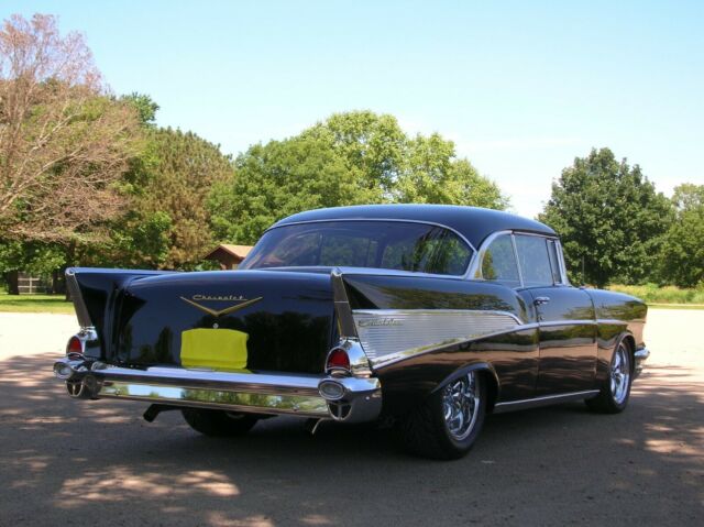 Chevrolet Bel Air/150/210 1957 image number 27