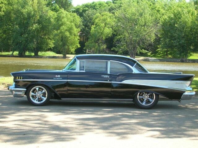 Chevrolet Bel Air/150/210 1957 image number 28