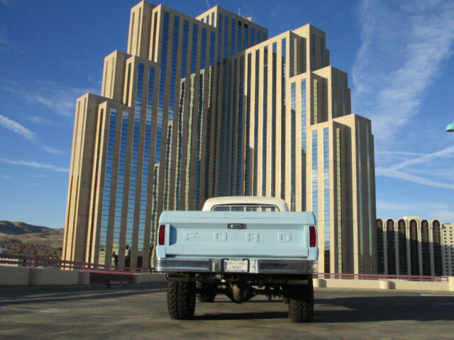 Ford F-250 1962 image number 8