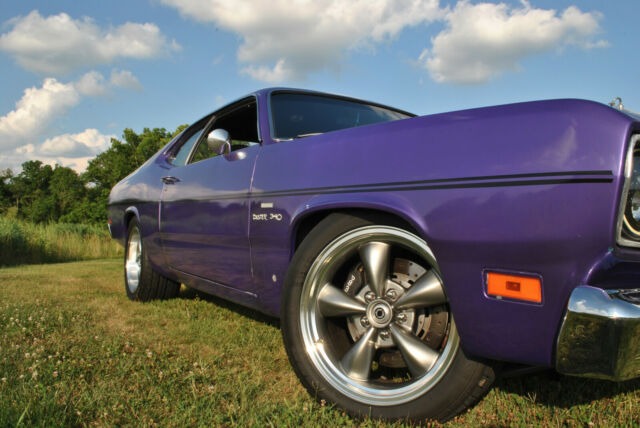 Plymouth Duster 1970 image number 11