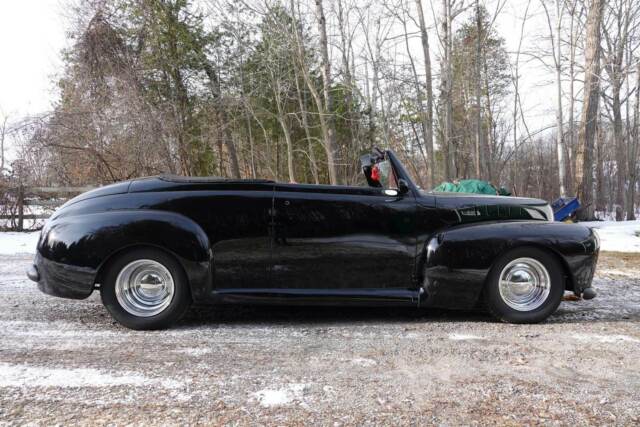 Ford Convertible 1947 image number 14