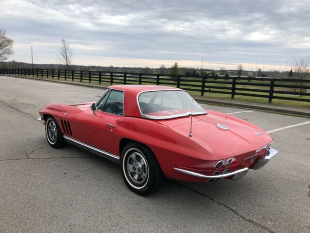 Chevrolet Corvette 1966 image number 4