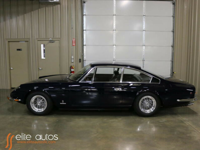 Ferrari 365 GT 2+2 1969 image number 17