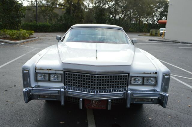 Cadillac Eldorado 1975 image number 11