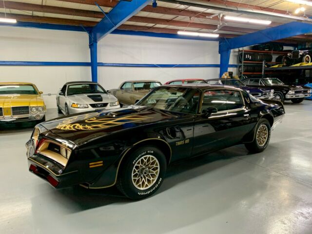 Pontiac Trans Am 1977 image number 0