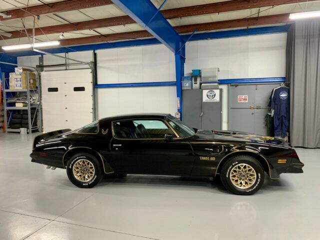 Pontiac Trans Am 1977 image number 16