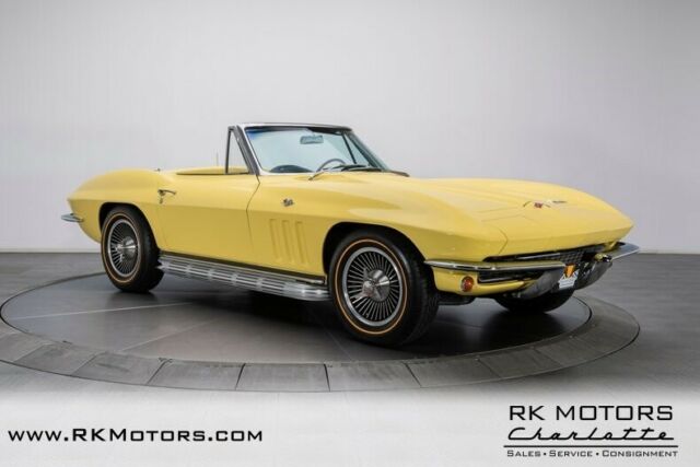 Chevrolet Corvette 1966 image number 10