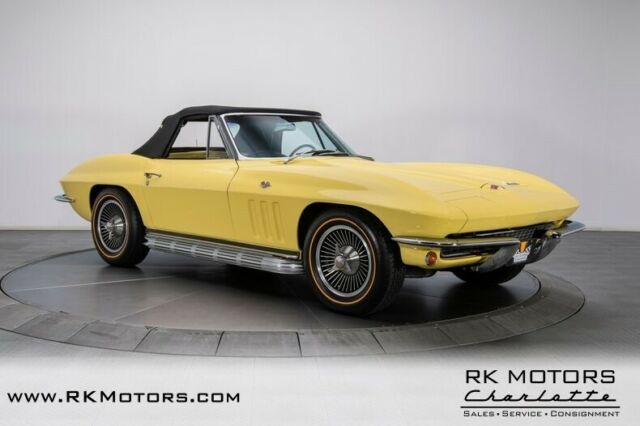 Chevrolet Corvette 1966 image number 11