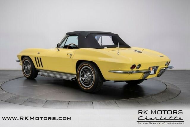 Chevrolet Corvette 1966 image number 14