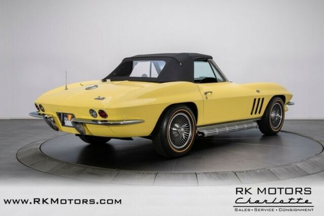 Chevrolet Corvette 1966 image number 32