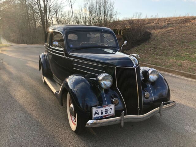 Ford SEDAN 1936 image number 1