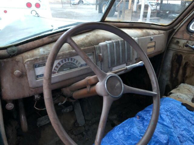 Chevrolet Tudor Sedan 1940 image number 35