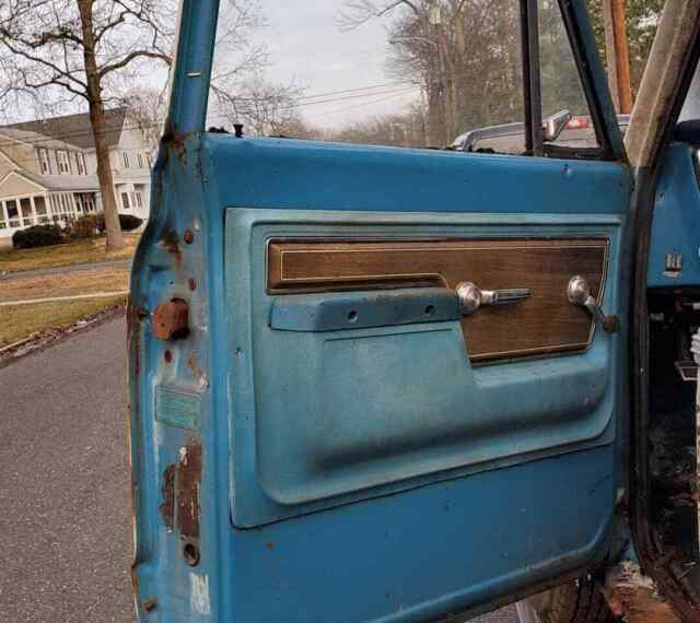 Chevrolet C-10 1972 image number 36