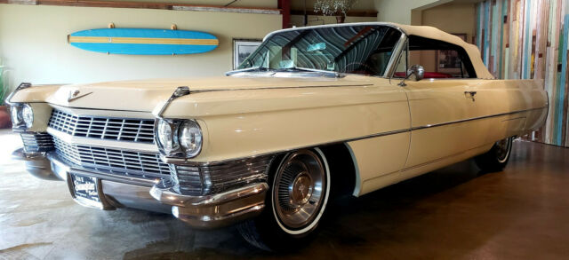 Cadillac DeVille 1964 image number 0