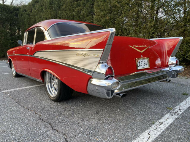 Chevrolet Bel Air/150/210 1957 image number 14