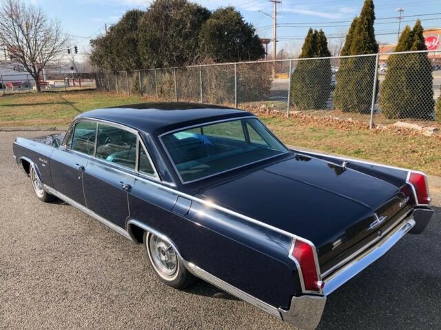 Oldsmobile Ninety-Eight 1963 image number 39