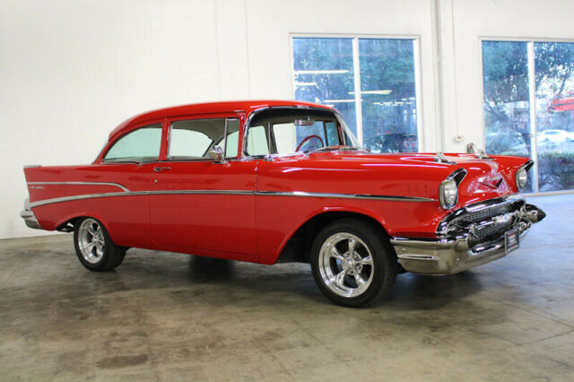 Chevrolet Bel Air/150/210 1957 image number 29