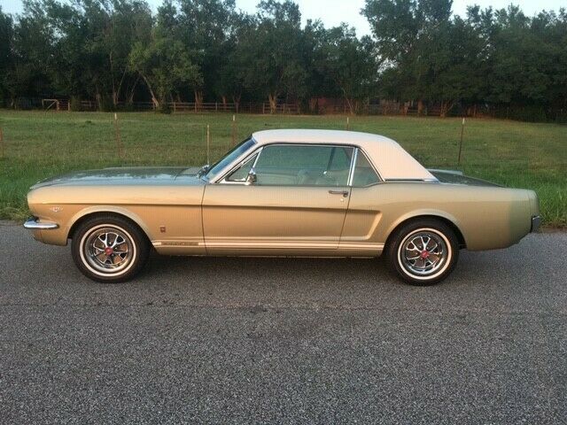 Ford Mustang 1966 image number 0