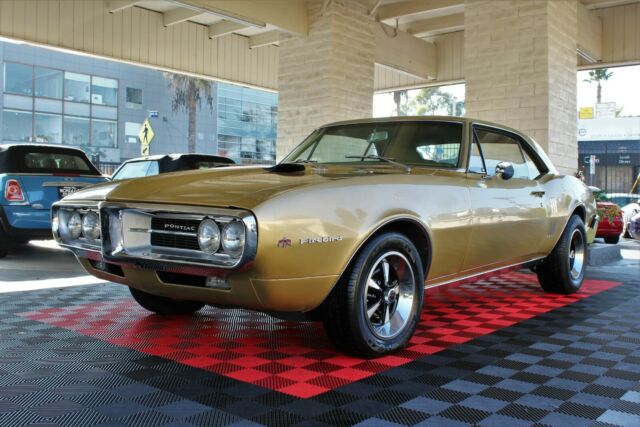 Pontiac Firebird 1967 image number 1