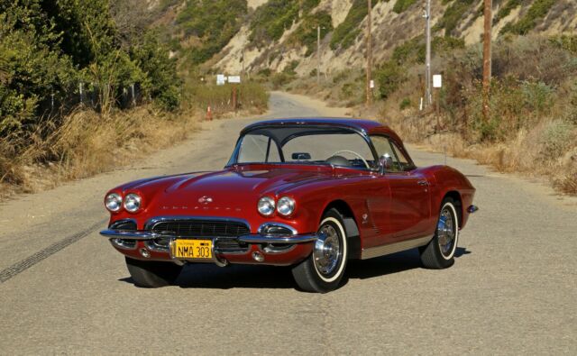 Chevrolet Corvette 1962 image number 26