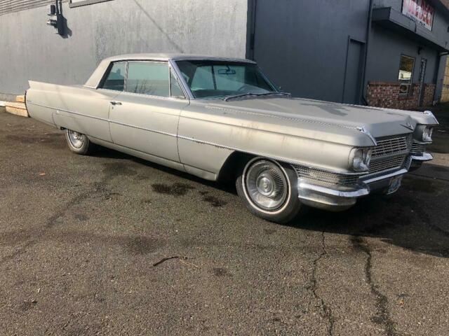 Cadillac DeVille 1964 image number 4