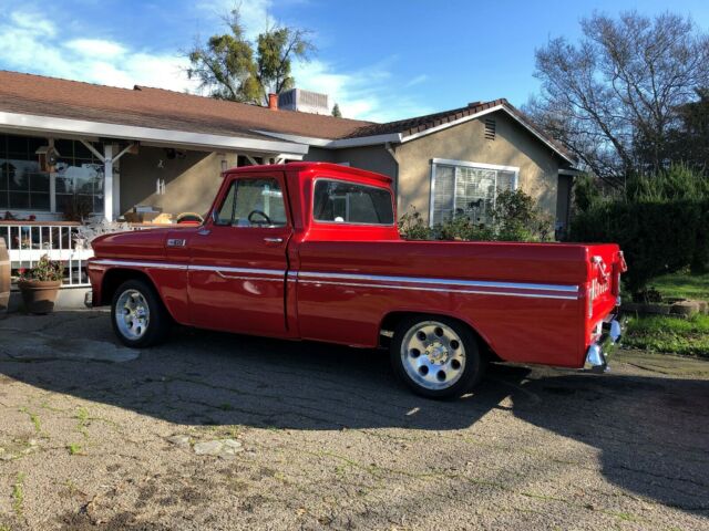 Chevrolet C-10 1965 image number 0